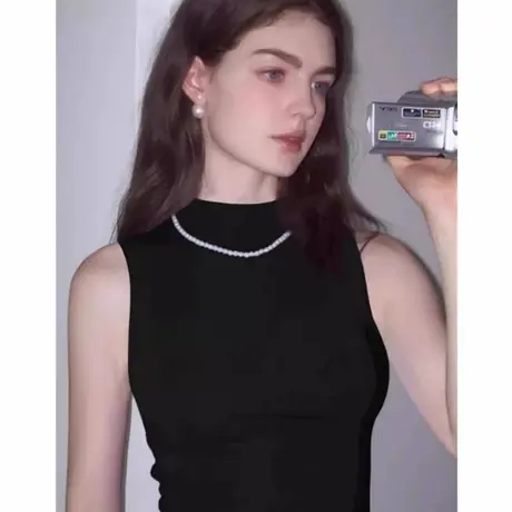 半高领无袖针织背心内搭女2025新款夏季修身显瘦短款挂脖上衣外穿图片
