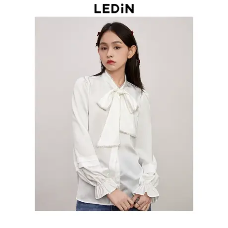 【呼呼严选专享】乐町蝴蝶结飘带领衬衫韩系少女精致蝴蝶设计衬衣图片