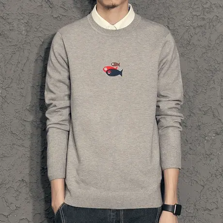 奕飏小鱼刺绣男士毛衣圆领 修身打底针织衫 秋装上衣韩版毛线衣男图片