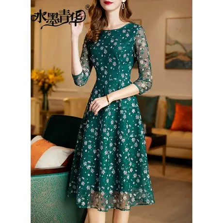 【1件7.9折】冬装新品时尚印花裙简约修身优雅A字收腰连衣裙商品大图