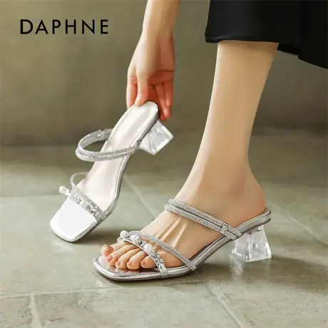 达芙妮粗跟凉鞋女2026新款春夏外穿绝美配裙子法式高跟拖鞋凉单鞋图片