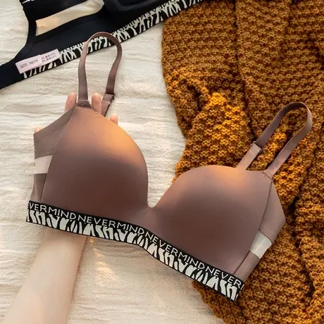 潮汕汕头内衣女小胸聚拢收副乳无痕运动休闲少女文胸套装字母胸罩商品大图