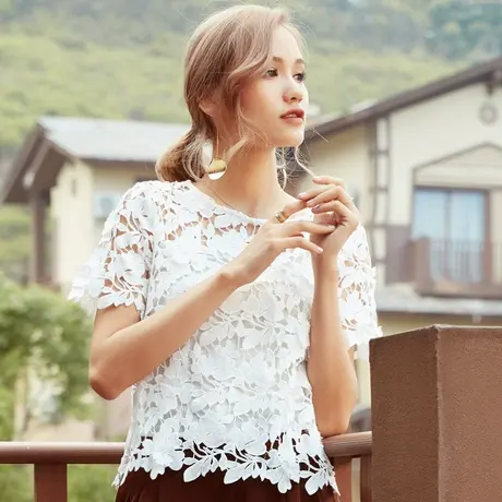 立体钩花短袖小衫打底衫秋装女2023新款镂空罩衫短款百搭蕾丝上衣图片