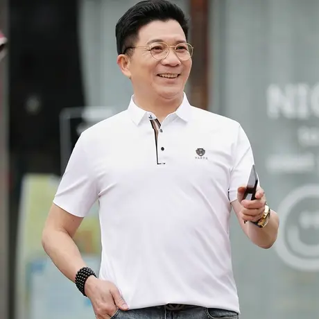 中年男士短袖t恤翻领冰丝爸爸装夏季纯白色宽松休闲简约款上衣服图片