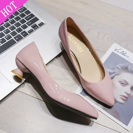 猫跟小红鞋红色婚鞋酒杯跟尖头鞋低跟中跟鞋漆皮防滑黑色工作鞋女图片