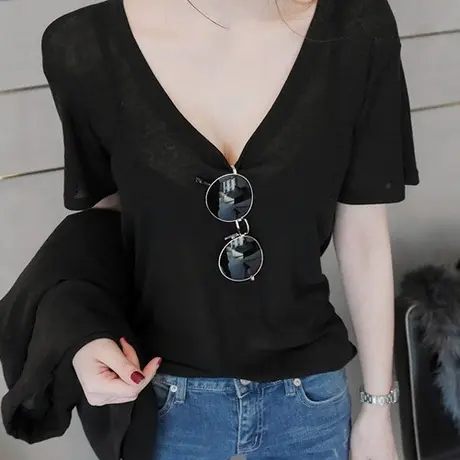 韩国夏薄款微透大领口性感低领短袖T恤女修身超舒适休闲显瘦上衣图片