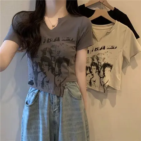 网红ins潮牌短袖T恤女夏装韩版百搭V领小衫不规则短款纯棉上衣服图片