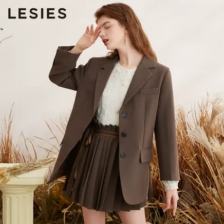 蓝色倾情秋冬女装 咖色洋气个性西装外套搭配JK短裙系带百褶裙图片