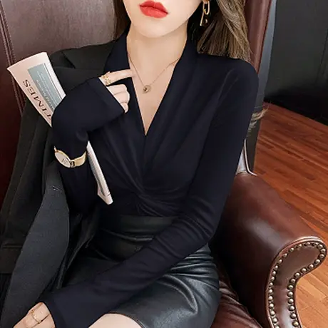 性感V领交叉T恤女装设计感小众扭结上衣紧身内搭打底衫女长袖春秋商品大图
