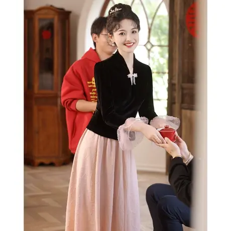 敬酒服2024新款新娘高端小众订婚裙礼服秋冬季长袖结婚当天穿便装商品大图