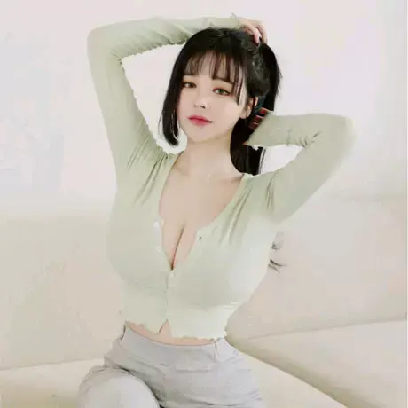 现货~Onoev显瘦露腰长袖开衫性感女人味显胸小衫外套图片