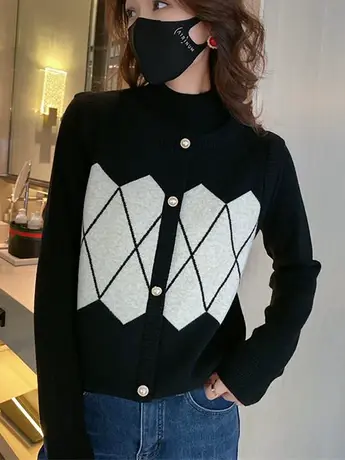 设计感菱格珍珠扣半高领针织毛衣假两件2023秋冬拼色显瘦套头上衣商品大图