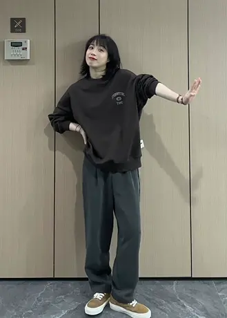 圆领落肩卫衣女春秋季oversize小众高街潮牌复古港风chic长袖上衣图片