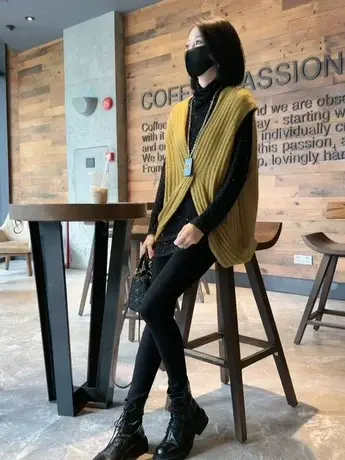 欧货高级感马甲背心女2023秋季新款设计感小众慵懒风针织上衣坎肩商品大图