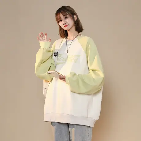 美式复古圆领卫衣女春秋2023新款拼接插肩袖字母印花宽松无帽上衣图片