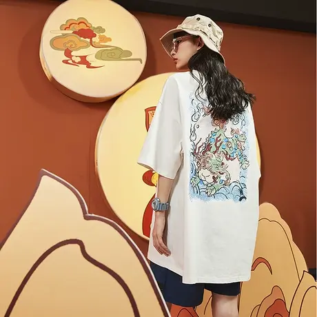 唐狮2022春夏新款短袖T恤女国潮港味复古chic上衣设计感小众宽松图片