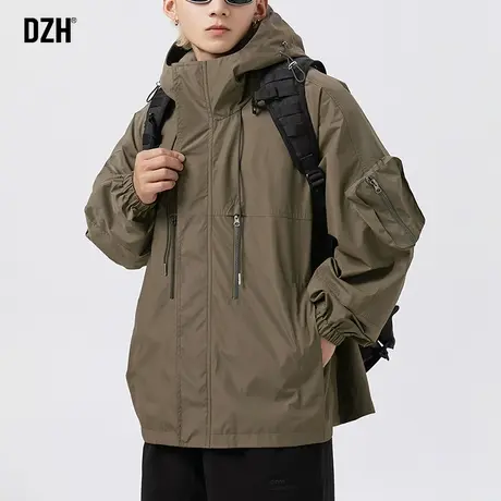 男士军绿色冲锋衣男款户外登山服外套潮牌男秋季美式工装夹克连帽商品大图