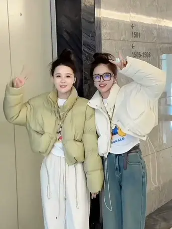 轻薄短款羽绒服女外套2023冬季显高时尚超好看小个子面包服外套潮商品大图