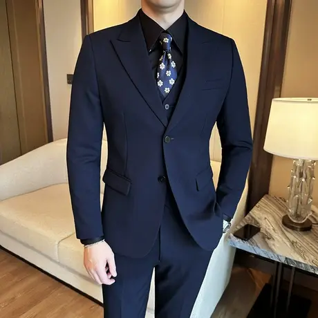 高档羊毛正装男戗驳领两粒扣商务天丝西服修身大码新郎结婚礼服潮图片