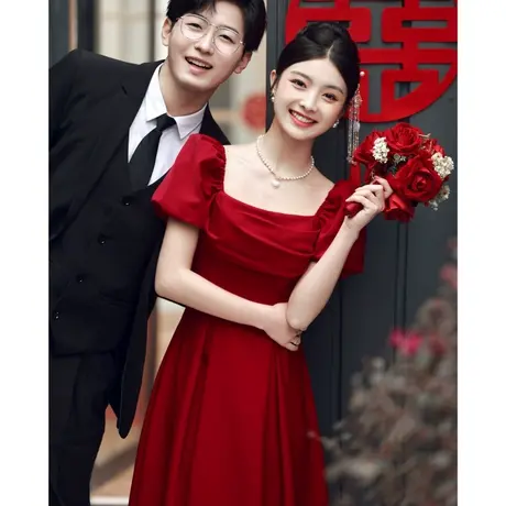 敬酒服2023新款新娘女夏季红色订婚礼服平时可穿法式连衣裙小个子图片