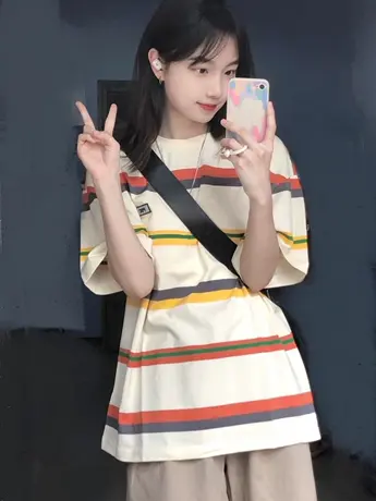 彩虹条纹纯棉短袖t恤女设计感小众夏季宽松圆领潮牌日系复古上衣图片