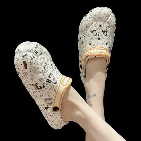 可爱熊猫涂鸦洞洞鞋女夏季ins潮时尚外穿厚底防滑包头凉拖鞋沙滩图片