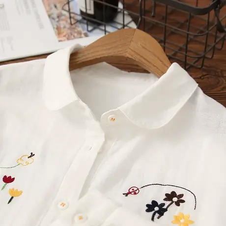 秋季全棉双层纱娃娃领刺绣花草小清新文艺衬衫女婴儿纱柔软白衬衣图片