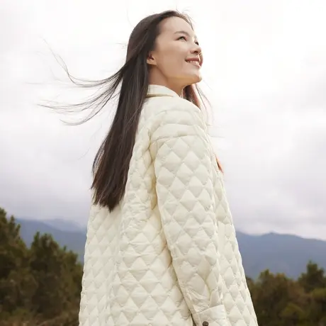 波司登奥莱女士翻领纯色廓形衬衫羽绒服轻薄简约百搭秋冬时尚外套图片