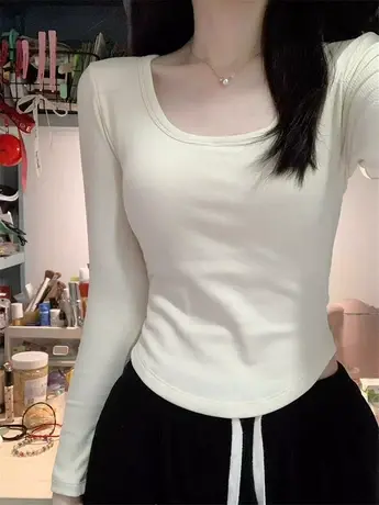 方领长袖t恤女2023新款秋冬白色内搭打底衫设计感别致短款小上衣商品大图