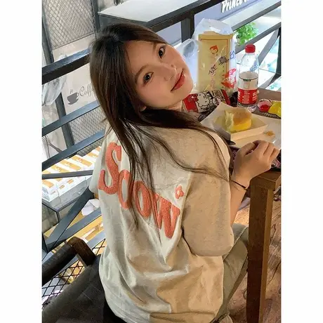 纯棉设计感植绒刺绣短袖t恤女夏季新款宽松小众港味chic半袖上衣图片