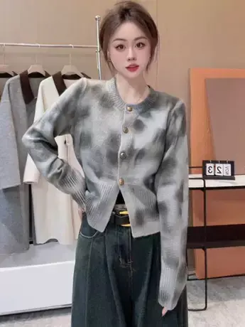 慵懒风拼色宽松长袖针织开衫女秋冬新款上衣复古休闲圆领毛衣外套商品大图