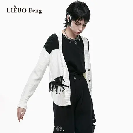 裂帛LIEBOFeng商场同款2023年早春新款国潮甜酷小马白色针织开衫图片