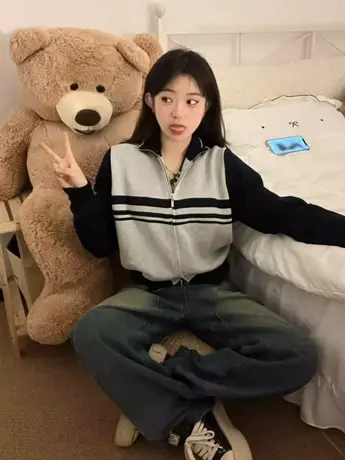 翻领拉链开衫毛衣外套女秋冬美式复古学院风高级感软糯针织上衣潮图片