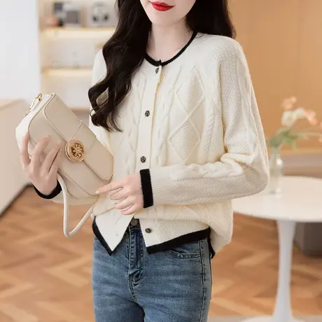 秋装女2023年新款奶fufu软糯毛衣针织开衫外套麻花春秋短款宽松女图片