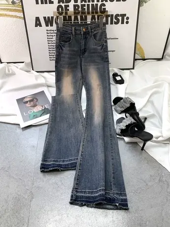 字母刺绣时尚高腰牛仔微喇裤女2023早秋新款显瘦修身马蹄喇叭裤子商品大图