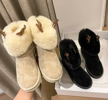 雪地靴女2023新款可爱洋气冬季女鞋加绒加厚防滑靴子保暖面包棉鞋图片