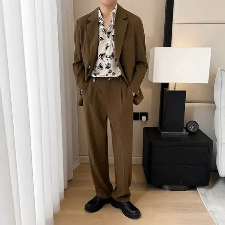 新中式肌理感垂坠休闲西装男春夏冰丝外套潮流痞帅宽松西服一套装图片