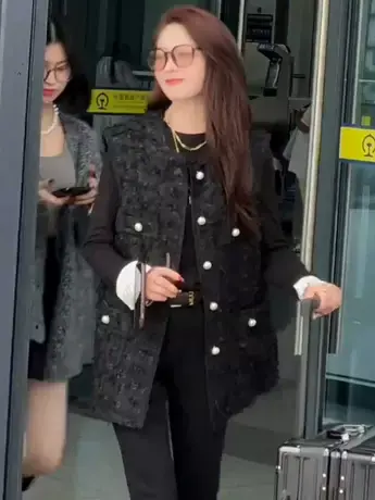 小香风马甲背心女外搭新款2023爆款网红欧货马夹复古流行坎肩外套图片