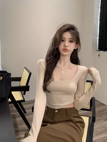 辣妹U领T恤纯欲性感露脐修身弹力打底衫女秋内搭黑色长袖短款上衣商品大图