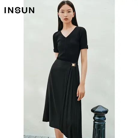 INSUN恩裳线上专选夏季V领喇叭袖坑条冰丝针织衫商品大图