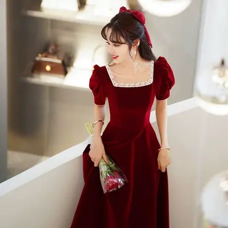 敬酒服新娘2023新款夏季法式方领丝绒平时可穿订婚回门礼服裙长款图片