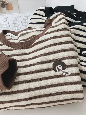 JU减龄！温柔显白米色条纹卫衣女春季宽松圆领学生纯棉长袖上衣商品大图