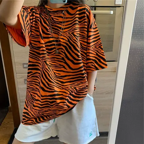 2023夏季新款情侣装女装设计感小众别致上衣正肩短袖t恤ins潮体恤图片