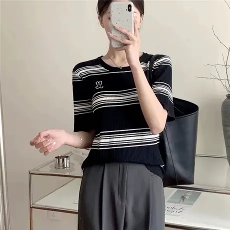 冰丝针织衫短袖t恤女2023年新款夏季条纹显瘦半袖上衣设计感体恤商品大图