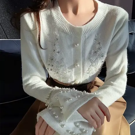 粉红大布娃娃温柔风长袖甜美钉珠针织衫2022喇叭袖圆领针织开衫春商品大图