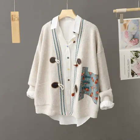 文艺范V领牛角扣针织开衫女秋冬2023年新款外搭毛衣宽松女装外套图片