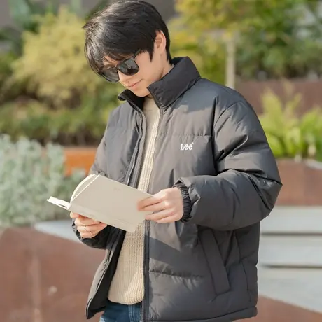 Lee23冬款男士黑色羽绒服简约保暖鸭绒LMT006895100092K11000图片