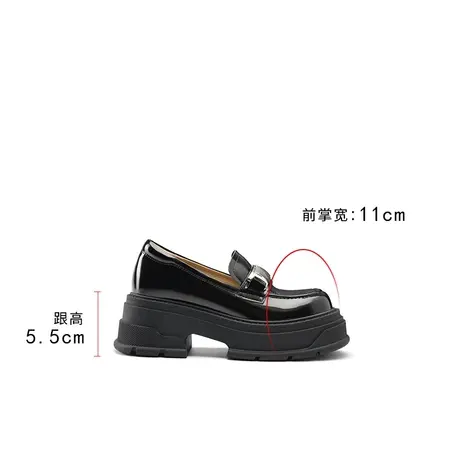 VME/舞魅2024年春季新款金属马蹄扣旋纹感底牛皮革百搭乐福鞋女款商品大图