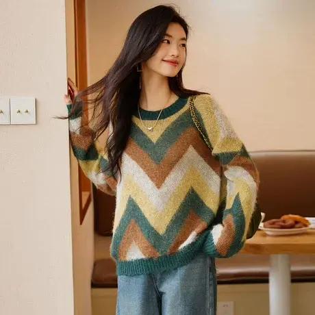 时尚气质圆领长袖毛衣2023年秋季新款淑女温柔宽松显瘦通勤上衣图片