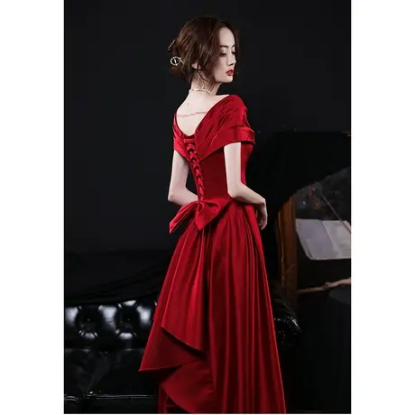 一字肩敬酒服新娘高级感2023新款秋冬季小个子酒红色订婚礼服缎面商品大图